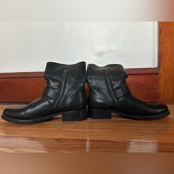 Frye Vicky Engineer Boots -  Size 10 - Picture 2 of 10